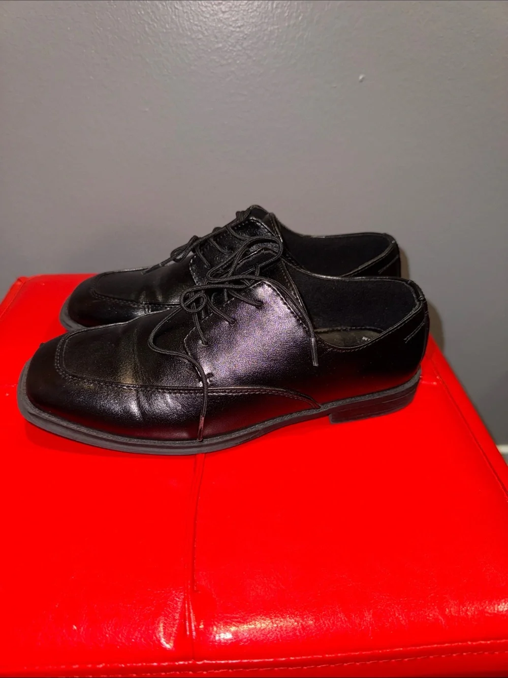 Men's Black Leather Lace-Up Dress Shoes